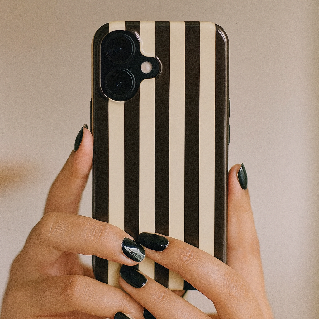 Urban Chic | Black & Beige Stripe MagSafe iPhone Case